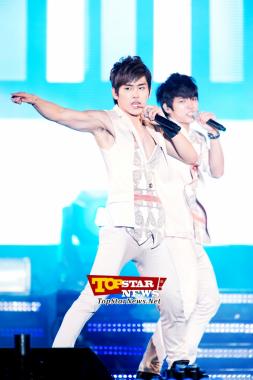 인피니트(Infinite) 호야, ‘오늘은 준희 아니고 호야인걸로’ …2012 경주 한류 드림 콘서트 현장 [KPOP PHOTO]