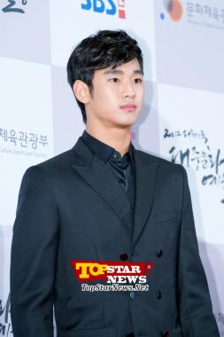 김수현(Kim Soo Hyun), ‘대세 훈남의 여유로움’ … ‘2012 대한민국 대중문화예술상’ 포토월 현장 [KSTAR PHOTO]