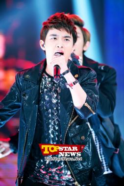 EXO-K&apos;s D.O., ‘Newly risen in the group of charismatic people&apos;  … Opening ceremony for &apos;MU:CON Seoul 2012&apos; [KPOP PHOTO]