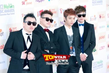 Simon.D y Rhythm Power, "Pueden considerarse atractivos"… Alfombra roja de los Premios "2012 Melon Music Awards" [KPOP PHOTO]