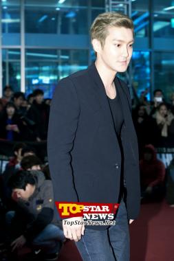 Choi Si Won de Super Junior, "Le queda fenomenal ese tono dorado"…Estreno VIP de la película "Berlin" [KSTAR PHOTO]