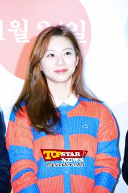 Park Soo Jin, ‘Looks like she’s about to laugh’…VIP premiere for the movie ‘Miracle in Cell No. 7’ [KSTAR PHOTO]