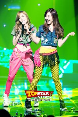 Girls’ Generation’s Jessica-Tiffany, ‘Flawlessly digesting the fishnet fashion‘…Mnet M! Countdown [KPOP PHOTO]