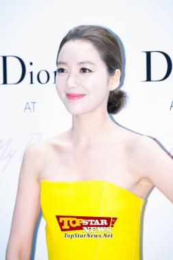 Lee So Yeon, ‘While donning a beautiful tube-top’…Opening event for ‘Dior Pop Up Project’ [KSTAR PHOTO]