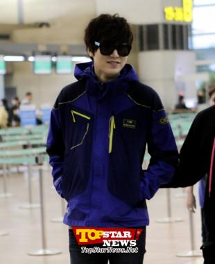이민호(Lee Min Ho), 아웃도어-선글라스 ‘스타일리시 공항 패션’