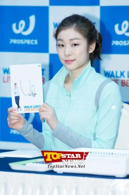 김연아(Kim Yu Na), ‘피겨여왕 사인~’ …2013 세계선수권 우승 기념 팬 사인회 현장 [KSTAR PHOTO]