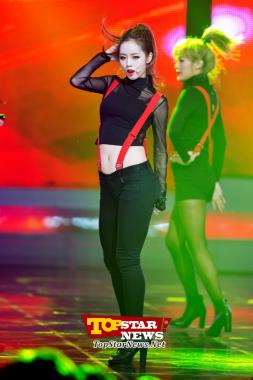 Hyeri de Girl’s Day, "Pose seductor"… Mnet M! Countdown [KPOP PHOTO]