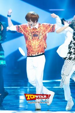 TEEN TOP, "Apretando los puños"… Mnet M! Countdown [KPOP PHOTO]