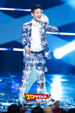 SHINee’s Min Ho, ‘Let’s sing together’…‘ Mnet M! Countdown [KPOP PHOTO]