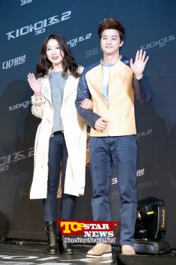 Park Shin Hye y Kim Ji Hoon, "Aparecieron como pareja"…Alfombra roja de la película "G.I. Joe 2" [WMOVIE PHOTO]