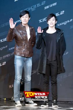 Park Sung Woong y Park Yoo Hwan, "Un simpático saludo"…Alfombra roja de la película "G.I. Joe 2" [WMOVIE PHOTO]