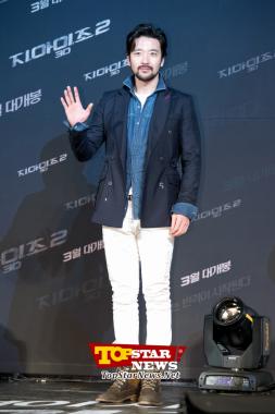 배수빈(Bae Soo Bin), ‘콧수염도 어울리죠?’…‘지아이조2’ 레드카펫 행사 현장 [WMOVIE PHOTO]