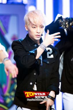 TEEN TOP’s L.Joe, ‘Charms that cannot be hidden’…Pre-rehearsal for live broadcast of ‘Music Triangle’ [KPOP PHOTO]