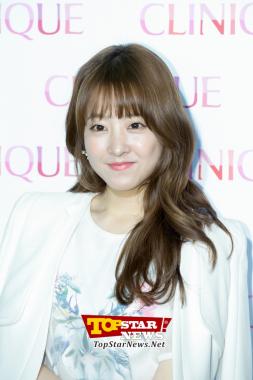 Park Bo Young, "La reina de la primavera"…Inauguración de Chubby Lounge de Clinique [KSTAR PHOTO]