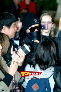 Big Bang’s G-Dragon, ‘All black fashion’… Departing for his ‘ONE OF A KIND’ World Tour [KSTAR PHOTO]