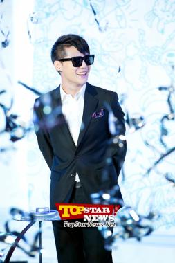 Kim Jun Su de JYJ, "Con una radiante sonrisa"… Ceremonia de inauguración de la "2013 JYJ Membership Week" [KSTAR PHOTO]