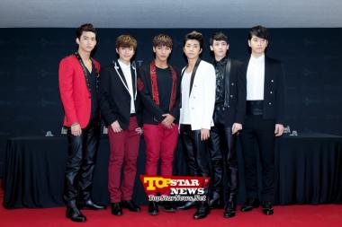 투피엠(2PM), ‘피날레를 위해 모인 여섯 남자’ …‘WHAT TIME IS IT 2PM LIVE TOUR’ 기자회견 현장 [KPOP PHOTO]