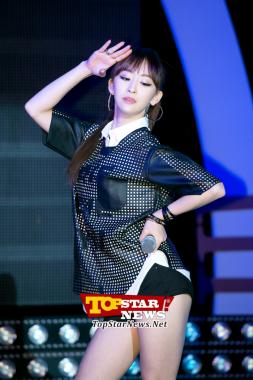 SISTAR’s Dasom, ‘Sexy s-line’ … Showcase for SISTAR’s ‘GIVE IT TO ME’ [KPOP PHOTO]