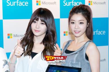 Girl&apos;s Day’s Yoora-Sojin, ‘The tablet PC is great’ …‘MS Surface Preview Event’ [KSTAR PHOTO]