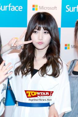 Girl&apos;s Day’s Yoora, ‘A cute peace sign’ …‘MS Surface Preview Event’ [KSTAR PHOTO]