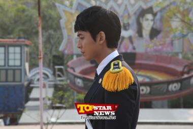 ‘무정도시’ 정경호(Jung Kyung Ho), 경찰 제복 입고 등장 ‘무슨 사연?’
