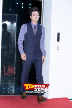 Kim Ji Hoon, ‘Looking handsome in a suit’ … ‘OMEGA Co-Axial Exhibition’ [KSTAR PHOTO]
