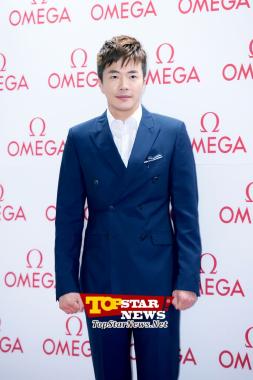 Kwon Sang Woo, ‘Looks a little anxious’ … ‘OMEGA Co-Axial Exhibition’ [KSTAR PHOTO]