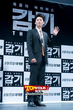 장혁(Jang Hyuk), ‘손인사 마저 멋있어~’ …영화 ‘감기’제작보고회 현장 [KMOVIE PHOTO]