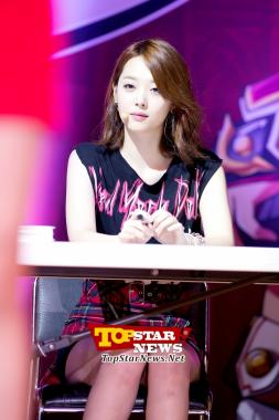 [HD] f(x)’s Sulli, ‘Where is she looking?’ …’Red Knight’ showcase for the game ‘Elsword’ [KPOP PHOTO]