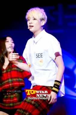 [HD] f(x)’s Amber, ‘Like watching a musical’ …’Red Knight’ showcase for the game ‘Elsword’ [KPOP PHOTO]