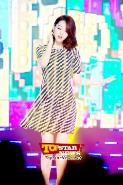 [HD] f(x)’s Sulli, ‘Like a young girl in a garden’… MBC MUSIC ‘Show Champion’ [KPOP PHOTO]