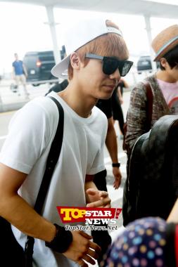 [HD] MBLAQ’s Mir, ‘Wearing sunglasses as part of his airport fashion’… MBLAQ’s departure for Mexico [KSTAR PHOTO]
