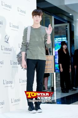 [HD] 이현우(Lee Hyun Woo), ‘도도한 포토타임’ …‘리누이 입점 기념 행사’ 포토월 현장 [KSTAR PHOTO]