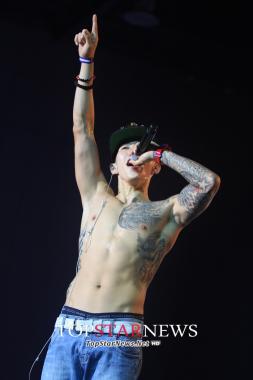 박재범(Jay Park),  공연에 여성 관객 열광