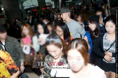 [Exclusive] EXO’s Se Hun, ‘Being escorted by fans&apos;…  Homecoming from ‘MTV World Stage Live in Malaysia’ [KSTAR PHOTO]