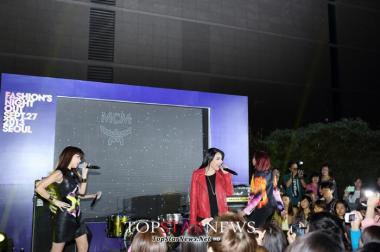 투애니원(2NE1), &apos;MCM 주최 펑크룩 행사&apos;서 화려한 라이브 공연 펼쳐