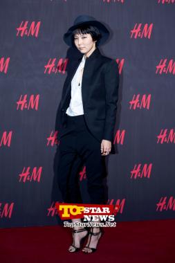 [HD] 김나영(Kim Na Young), ‘매니쉬한 블랙앤화이트 패션’ …‘H&M 가을 컬렉션 프리뷰 파티’ 포토월 현장 [KSTAR PHOTO]