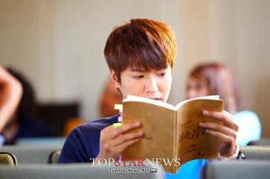 상속자들(Heirs), เผยภาพเบื้องหลังการซ้อมบทละครของทั้ง 7นักแสดงนำสุดฮอต