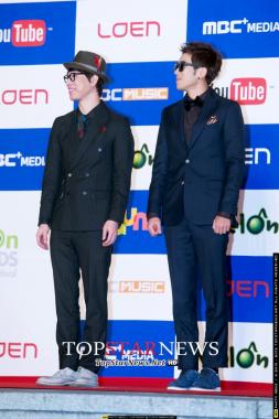 [HD] MMA2013, สองหนุ่ม Baechigi ร่วมเดินพรมแดงเปิดงาน &apos;MelOn Music Awards 2013&apos;