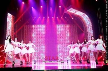 [HD] 9muses, เก้าสาวสุดเซ็กซี่ขึ้นโชว์เพลง &apos;Glue&apos; ในรายการ Mnet M!Countdown