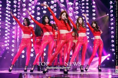 [HD] 9muses, เก้าสาวโชว์หุ่นนางแบบขึ้นโชว์เพลง &apos;Glue&apos; ในรายการ Mnet M!Countdown