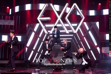 [UHD포토] 엑소(EXO), ‘우주를 연상케 하는 퍼포먼스’ (엠카운트다운)