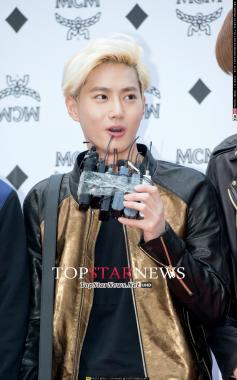 [HD포토] 엑소(EXO) 수호, ‘리더니까 인터뷰는 제가 할게요~’ (MCM)