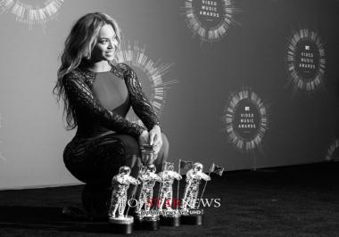 비욘세(Beyonce), 이혼설 딛고 2014 MTV VMA 여왕 등극
