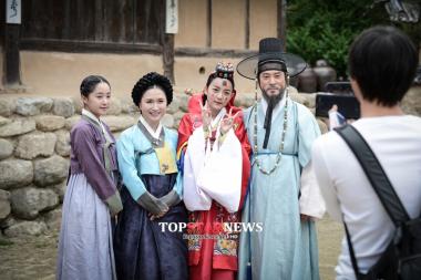 [HD] ‘어우동’ 송은채-백도빈-여욱환-남경읍, 화기애애한 스틸컷 공개… ‘사이 좋아보여’