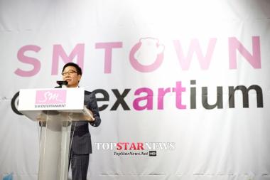 장동건-강호동, SMTOWN 코엑스 아티움 ‘성황리 오픈’… ‘업계 이목 집중’