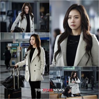 ‘스파이’ 고성희, 상념에 젖은 ‘이중 스파이’ 공항 패션 눈길