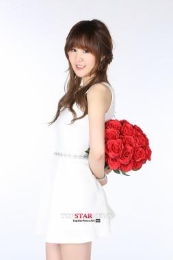 윤수현, 전국 꽃배달 서비스 모델 발탁… ‘꽃으로 전하는 사랑의 메신저’