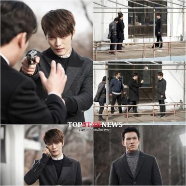 ‘스파이’ 김재중-유오성-김민재, ‘폐수영장 삼각대립’ 구도 형성…‘스산’