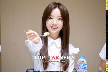 [UHD포토] 러블리즈(Lovelyz) Kei, ‘무서운듯 귀여운’…‘한 입 드실래요?’ (한위싱동타이)